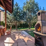 W Chlapowie Blisko Plazy Z Sauna, Kominkiem I Grillem By Renters בית נופש *