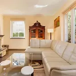 W Chlapowie Blisko Plazy Z Sauna, Kominkiem I Grillem By Renters בית נופש