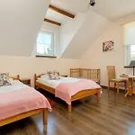 W Chlapowie Blisko Plazy Z Sauna, Kominkiem I Grillem By Renters Władysławowo