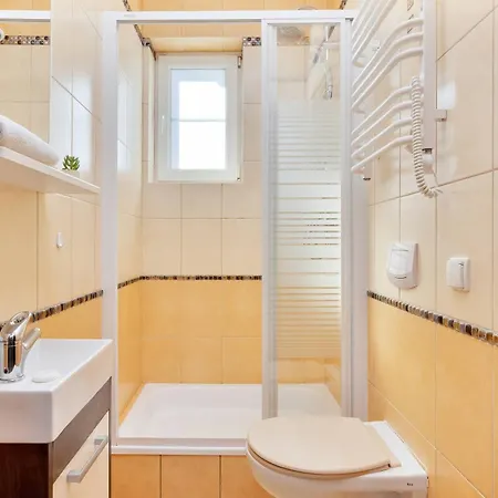 W Chlapowie Blisko Plazy Z Sauna, Kominkiem I Grillem By Renters * Władysławowo