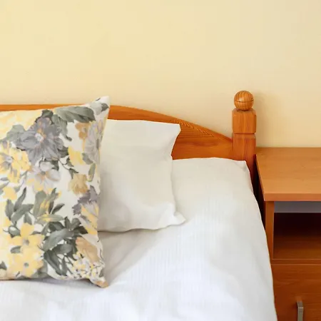Von Valdi With 3 Bedrooms, Sauna & Garden In Chlapowo By Renters Holiday home Wladyslawowo