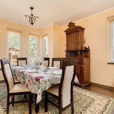 Von Valdi With 3 Bedrooms, Sauna & Garden In Chlapowo By Renters *