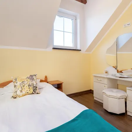 Vakantiehuis W Chlapowie Blisko Plazy Z Sauna, Kominkiem I Grillem By Renters