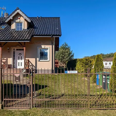 W Chlapowie Blisko Plazy Z Sauna, Kominkiem I Grillem By Renters * Władysławowo