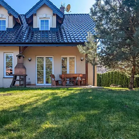 W Chlapowie Blisko Plazy Z Sauna, Kominkiem I Grillem By Renters Vakantiehuis Władysławowo