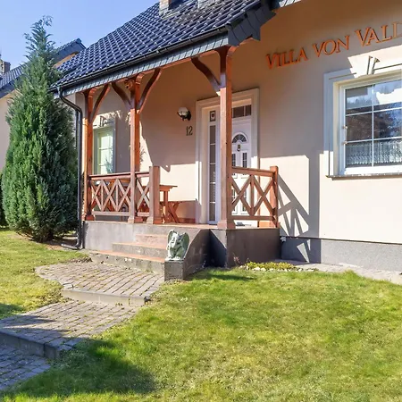 W Chlapowie Blisko Plazy Z Sauna, Kominkiem I Grillem By Renters